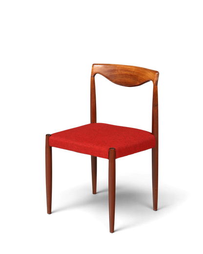 Hauptstadt Möblerei Bambi Stuhl von Rastad &amp; Relling aus Holz mit rotem Stoffbezug im Mid-Century Design