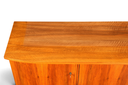 Hauptstadt Möblerei Mid Century Sideboard aus Echtholz mit schöner Maserung und Vintage Schlüssel im skandinavischen Stil