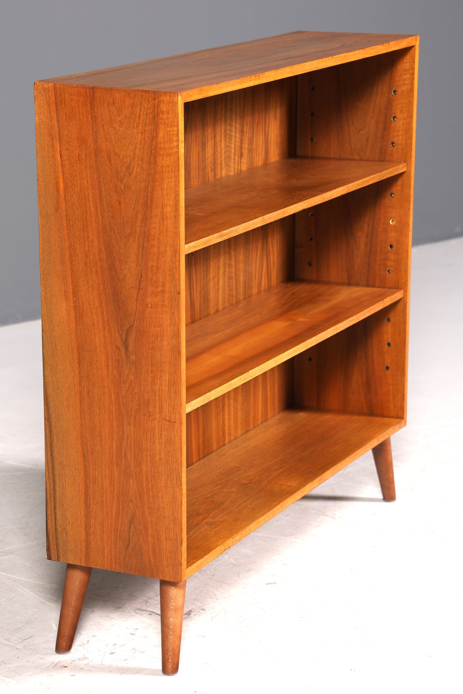 Wunderschönes Original Musterring Regal Vintage Bücherregal Mid Century 60er Jahre Holz Regal 1 von 2
