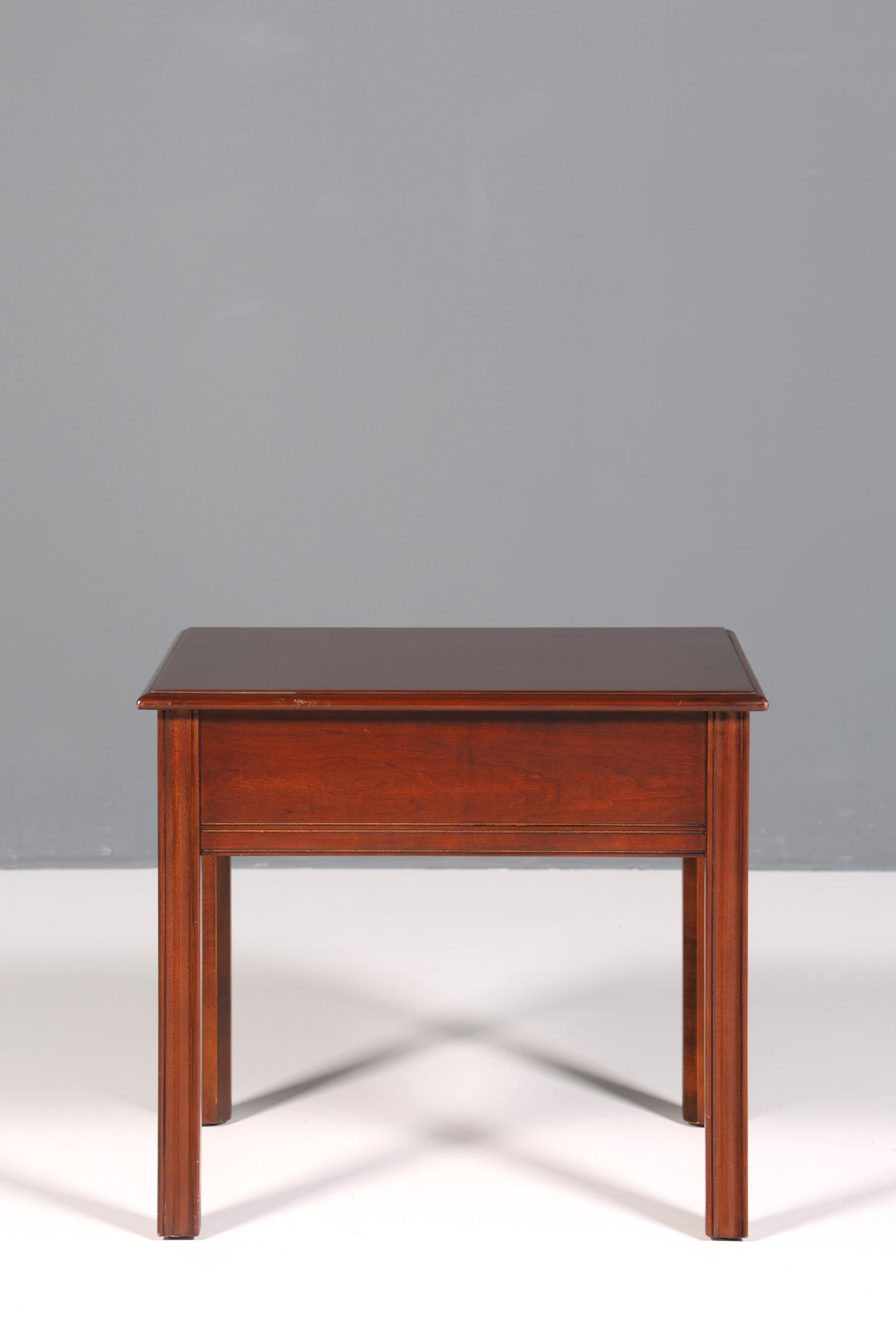 Wunderschöner Tisch der Marke Drexel Heritage Beistelltisch Antik 60s Ablagetisch 5 von 5