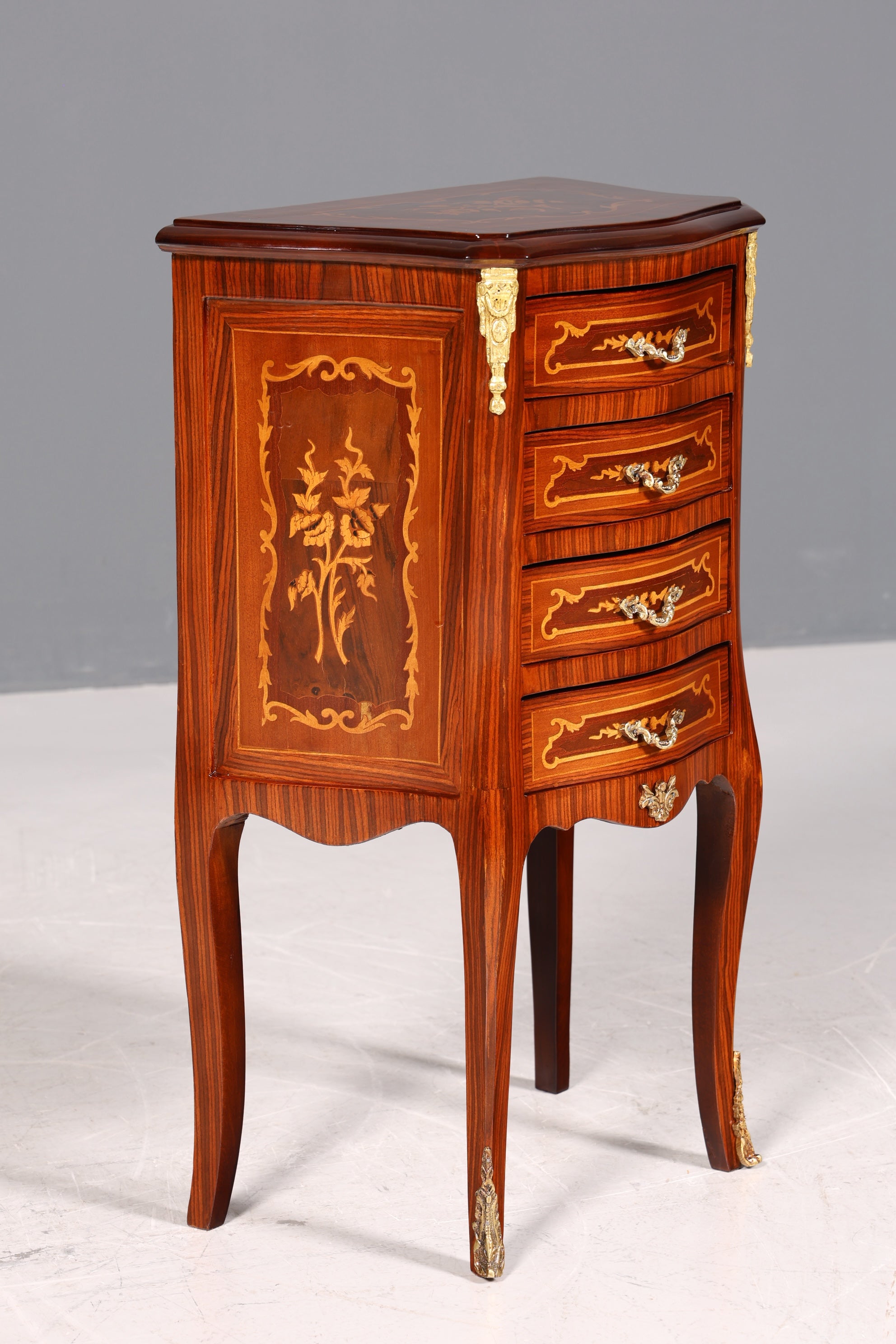 Noble baroque style chest of drawers, antique style side table, brass cabinet