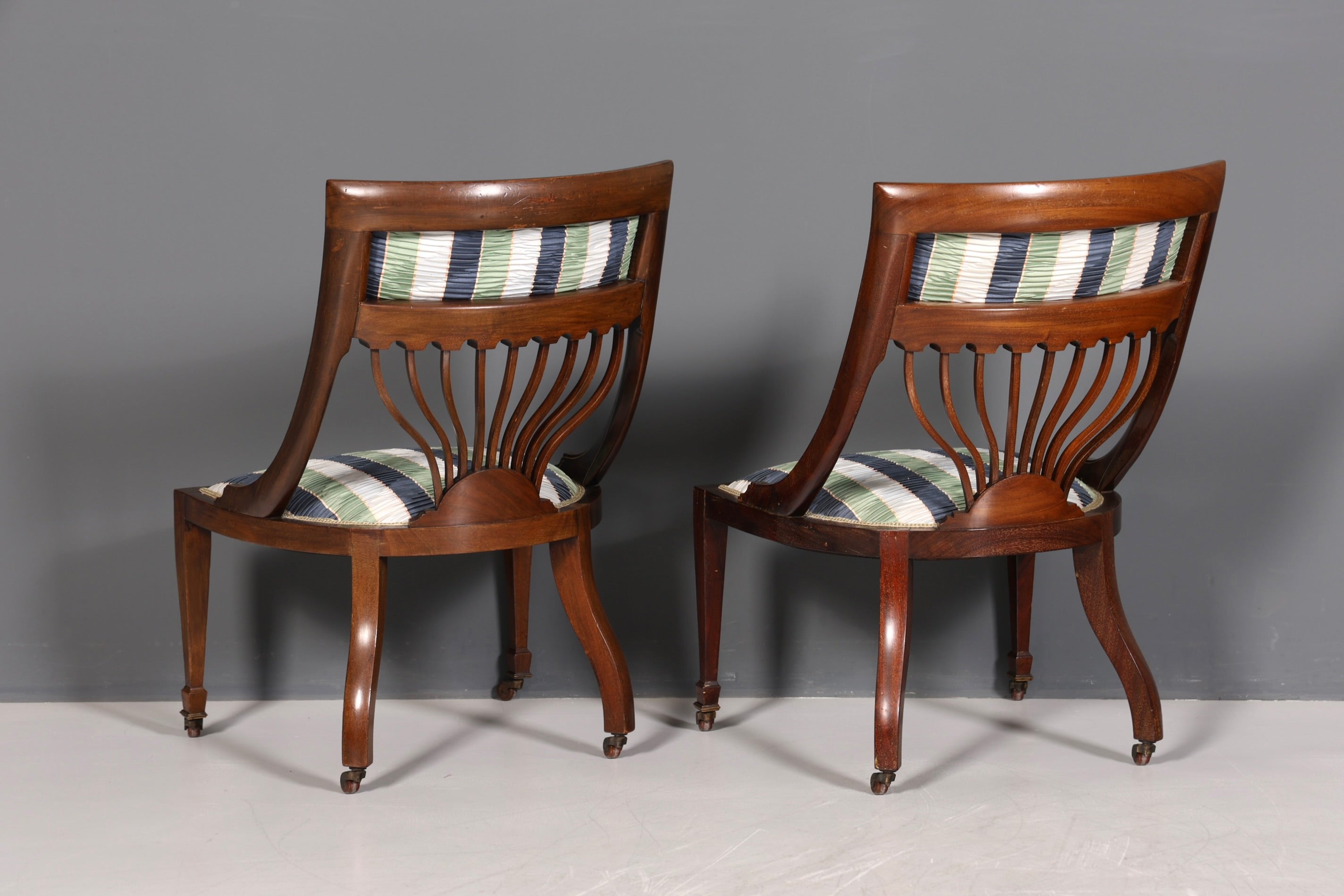 2x Wunderschöne Englische Stühle Edwardian Stuhl Set Antik Küchenstühle Polsterstühle Stuhl Set