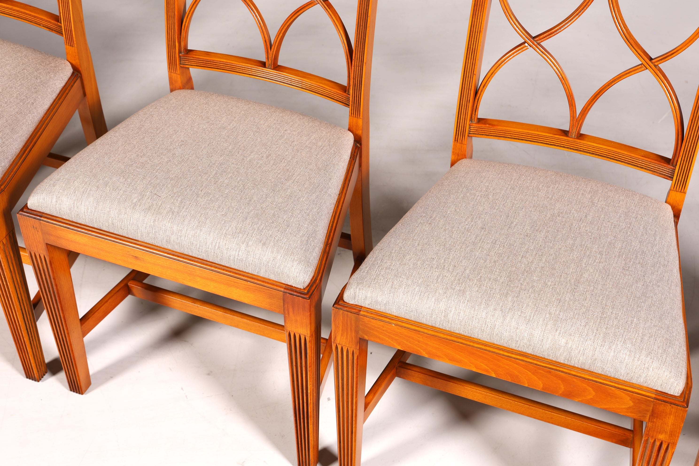 6x Elegant Bevan Funell Chairs, English Reproducible Dining Chairs, Antique 1960s Kitchen Chairs, Chair Set
