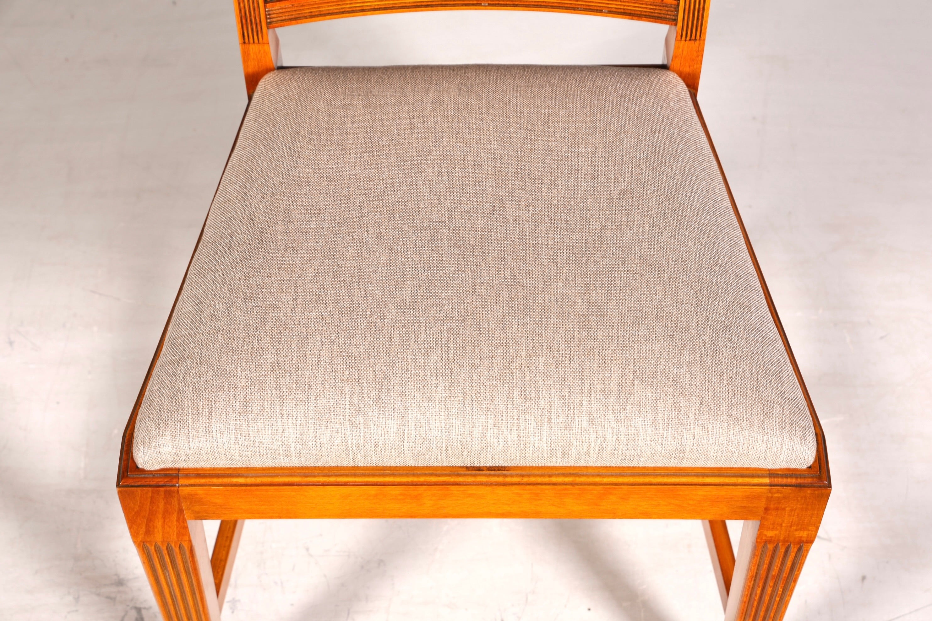 6x Elegant Bevan Funell Chairs, English Reproducible Dining Chairs, Antique 1960s Kitchen Chairs, Chair Set