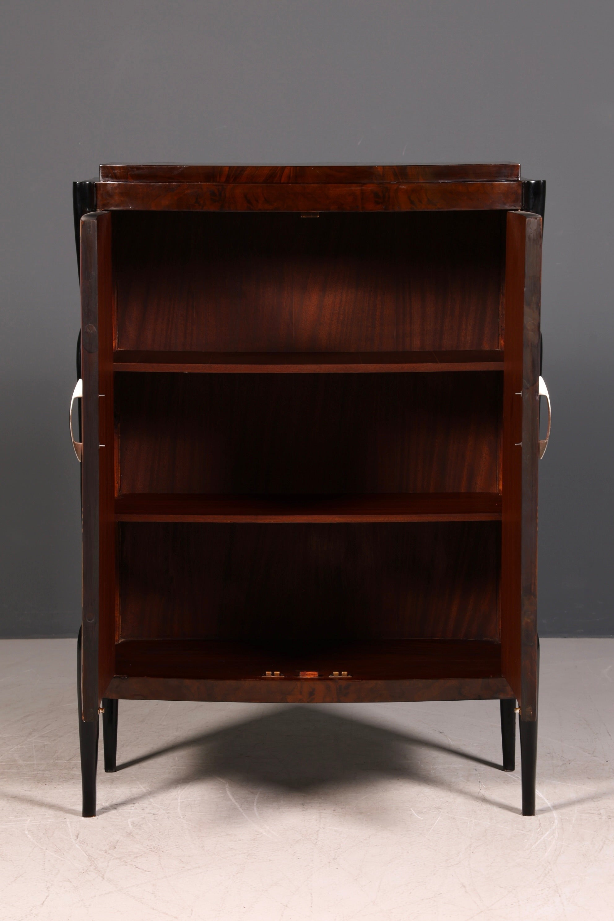 Stilvolles Art Deco Stil Highboard Schrank Kommode Vertiko Sun Cabinet Wäscheschrank