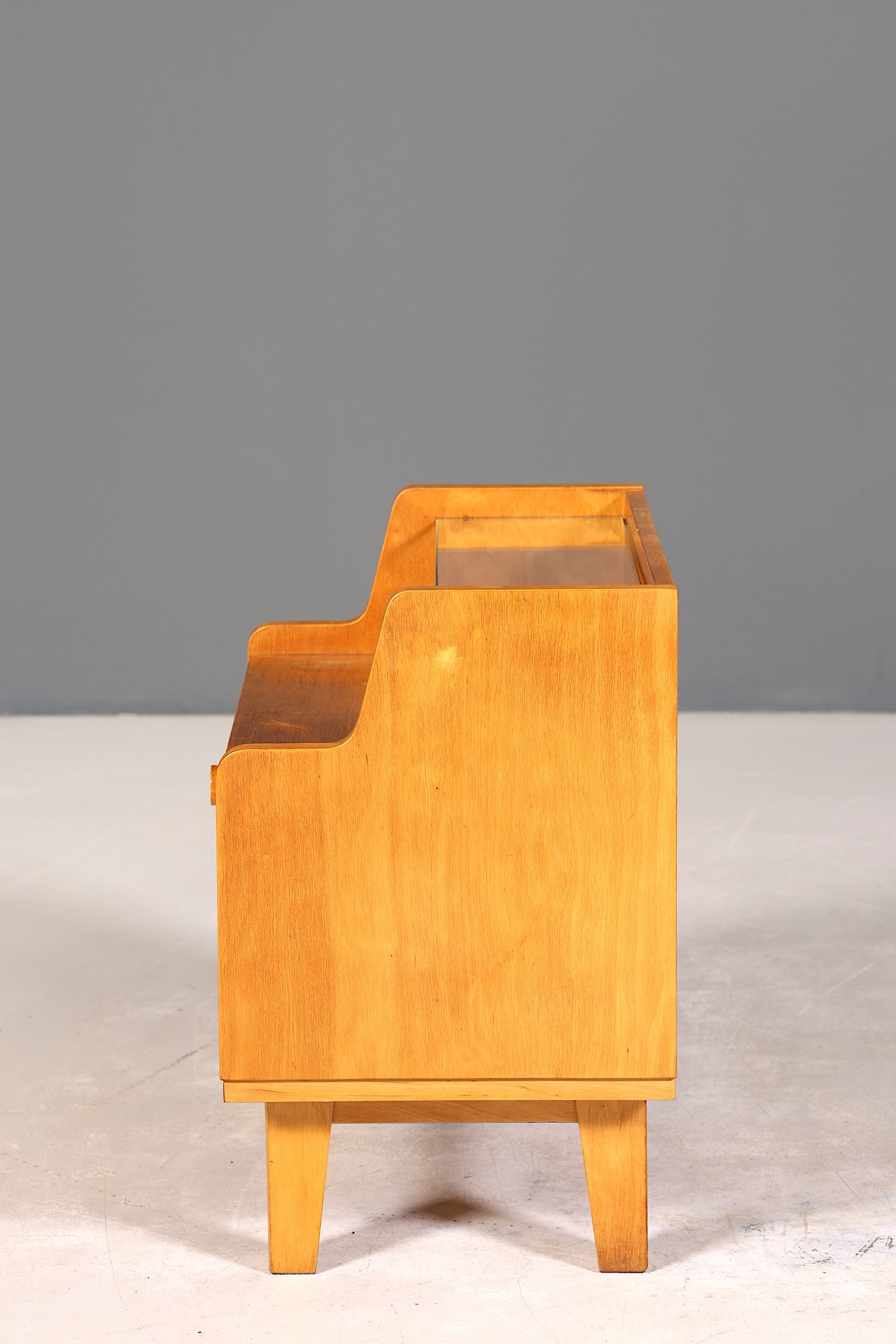 Schlichte Mid Century Kommode Vintage Klappschränkchen Danish Design Nachttisch 2 von 2