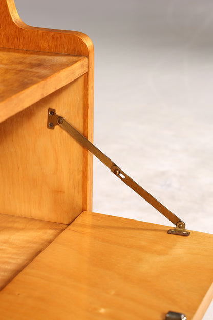 Schlichte Mid Century Kommode Vintage Klappschränkchen Danish Design Nachttisch 2 von 2