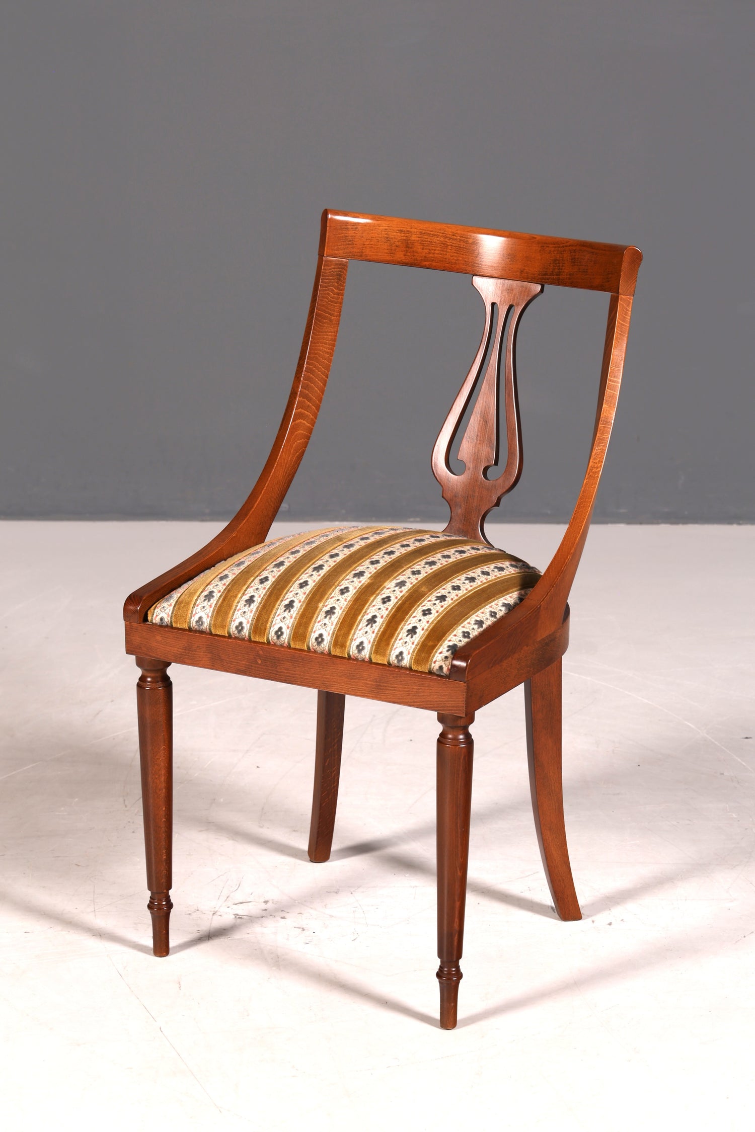 4x Edle Englische Stühle Englisch Dining Chairs Antik 60er Jahre Regency Küchenstühle Stuhlset