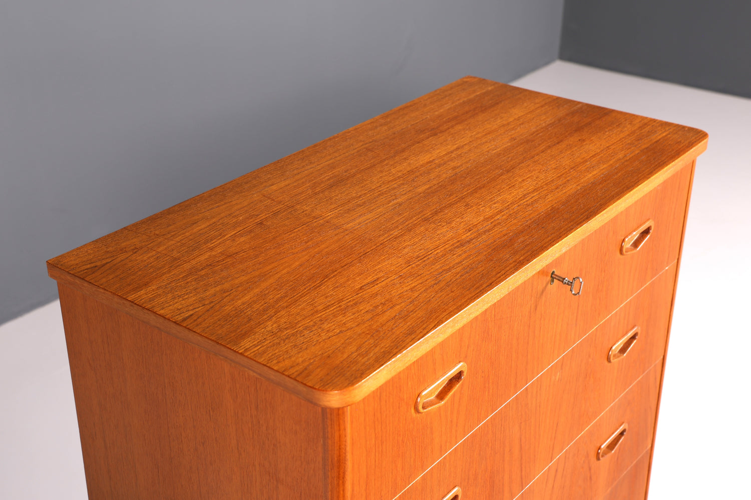 Wunderschöne Mid Century Kommode Teak Holz Vertiko Danish Design Vintage Schubladen Kommode