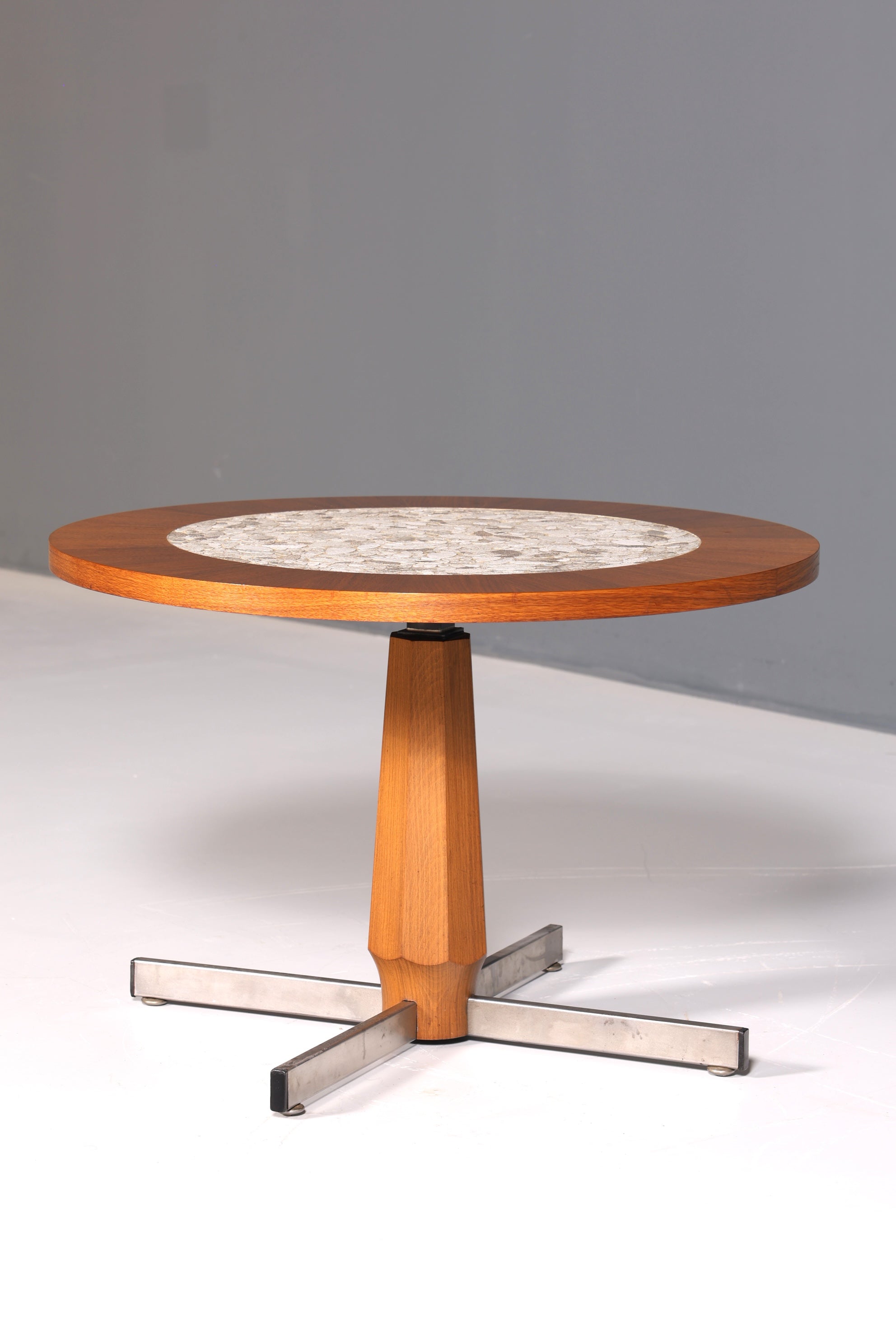 Wunderschöner Mid Century Couchtisch Retro Ablagetisch Vintage Beistelltisch Höhenverstellbar