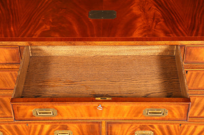 Hauptstadt Möblerei Military Chest Sideboard aus massivem Holz mit offener Schublade und Messingbeschlägen