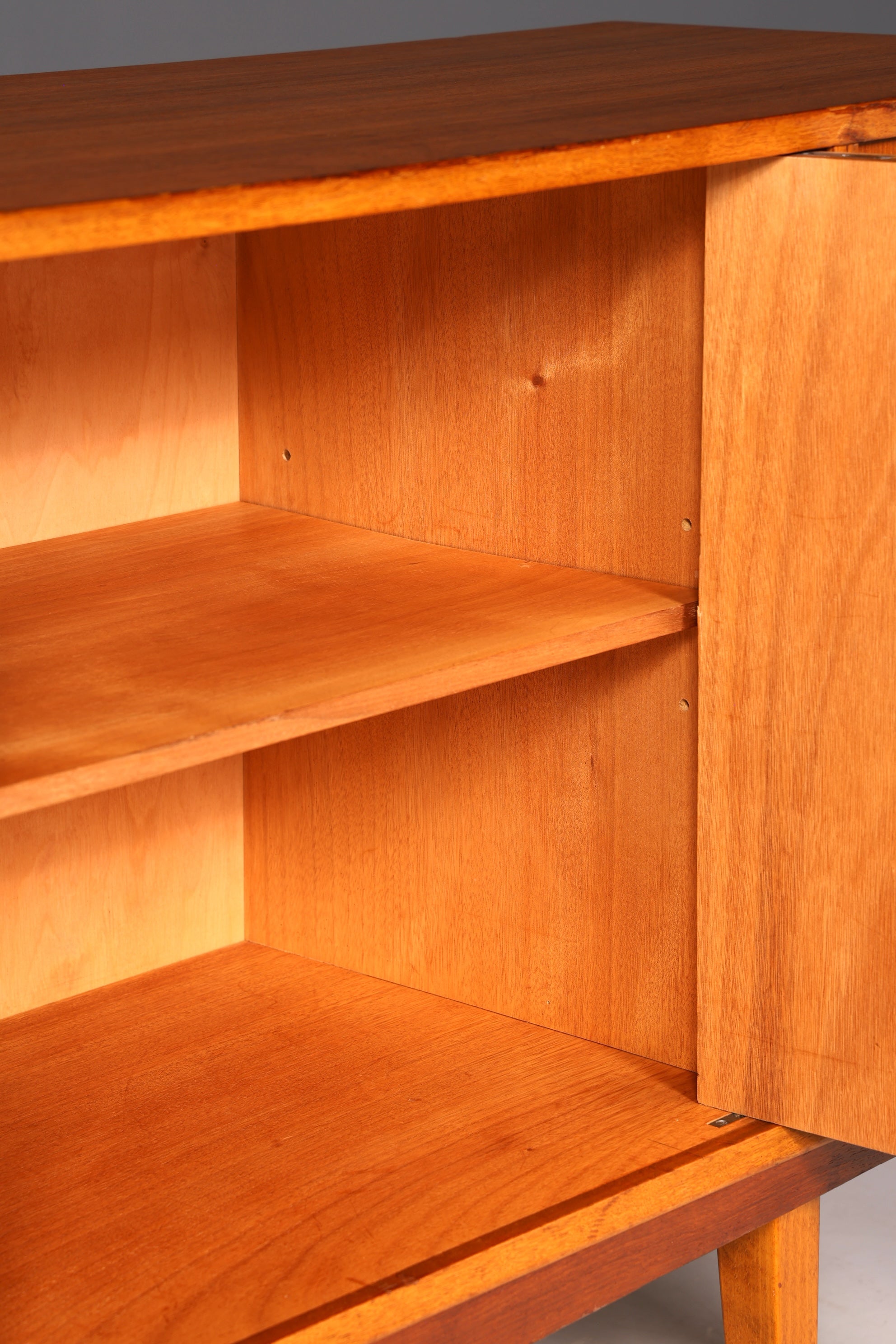 G330 Finish Wunderschönes Mid Century Sideboard Vintage TV Kommode 60s Schrank (Kopie)