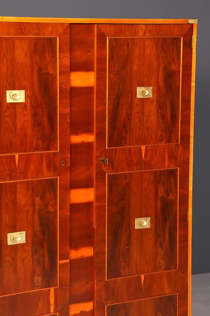 Wunderschöner Maritimer Schrank Military Chest Kleiderschrank Eibe Vertiko Antik Kolonial Dielenschrank