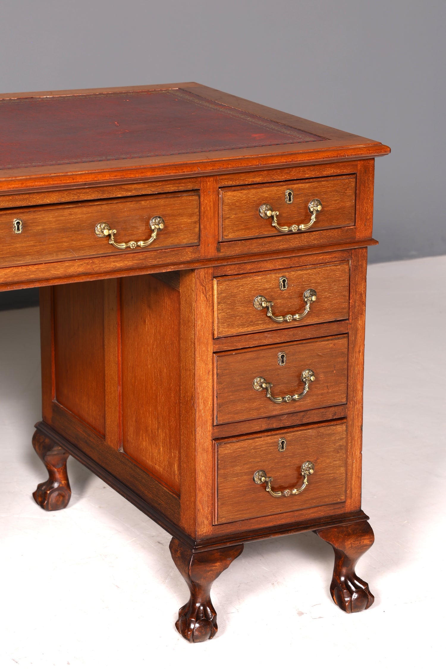 G362 Finish Wunderschöner Englischer Schreibtisch echt Lederauflage Bürotisch Antik Stil Office Desk (Kopie 2)