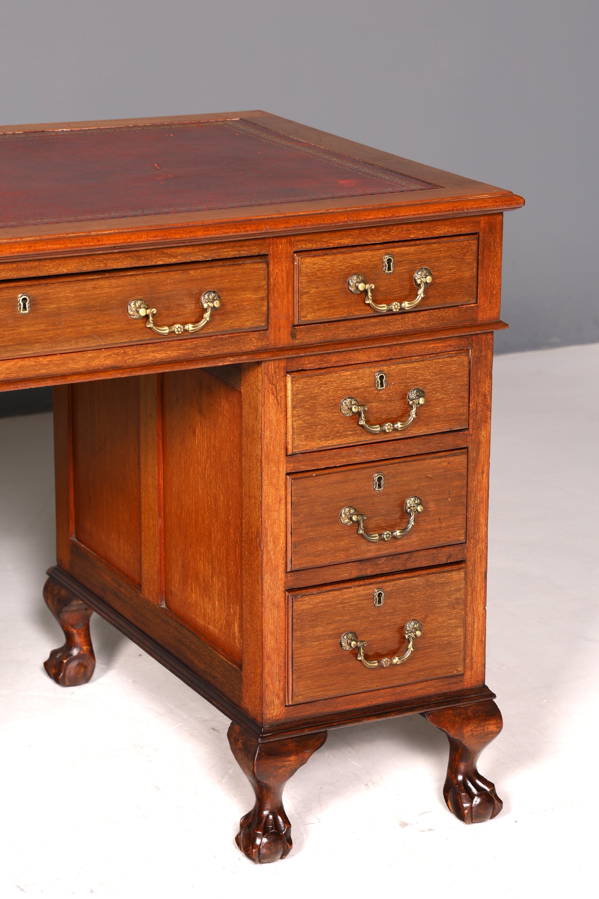 G362 Finish Wunderschöner Englischer Schreibtisch echt Lederauflage Bürotisch Antik Stil Office Desk (Kopie 2)