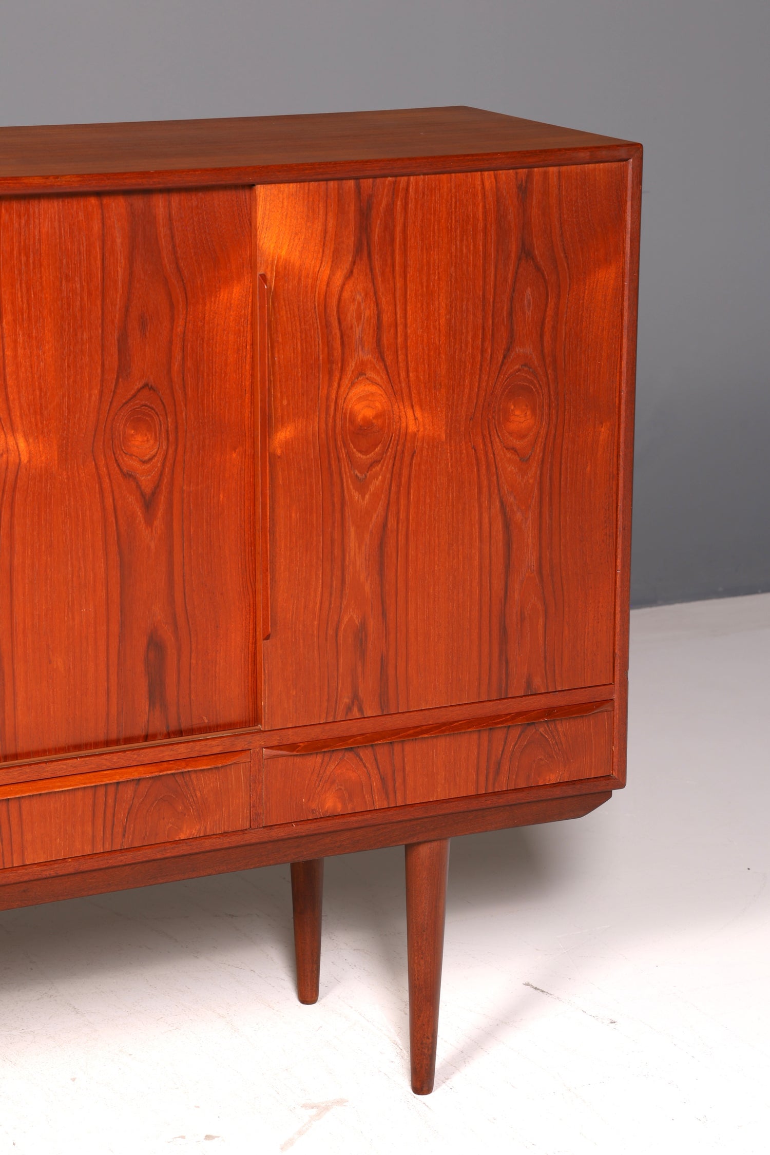 Traumhaftes Mid Century Highboard  Danish Design Sideboard Vintage Retro 60er Jahre Bürokommode Schrank Skandinavisch Holz