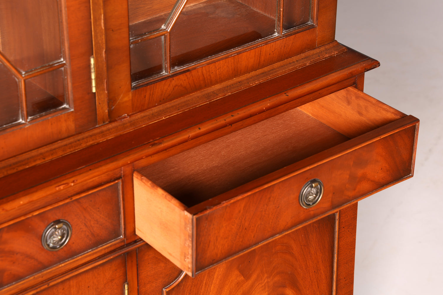 G372 Finish Wunderschöne Englische Vitrine Bibliothek Bücherschrank UK Buffet Schrank 60s Jahre (Kopie)