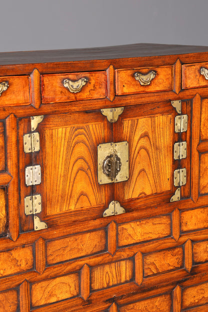 Wunderschöner Asiatischer Schrank Kabinettschrank Antik Kommode Messing echt Holz Vertiko