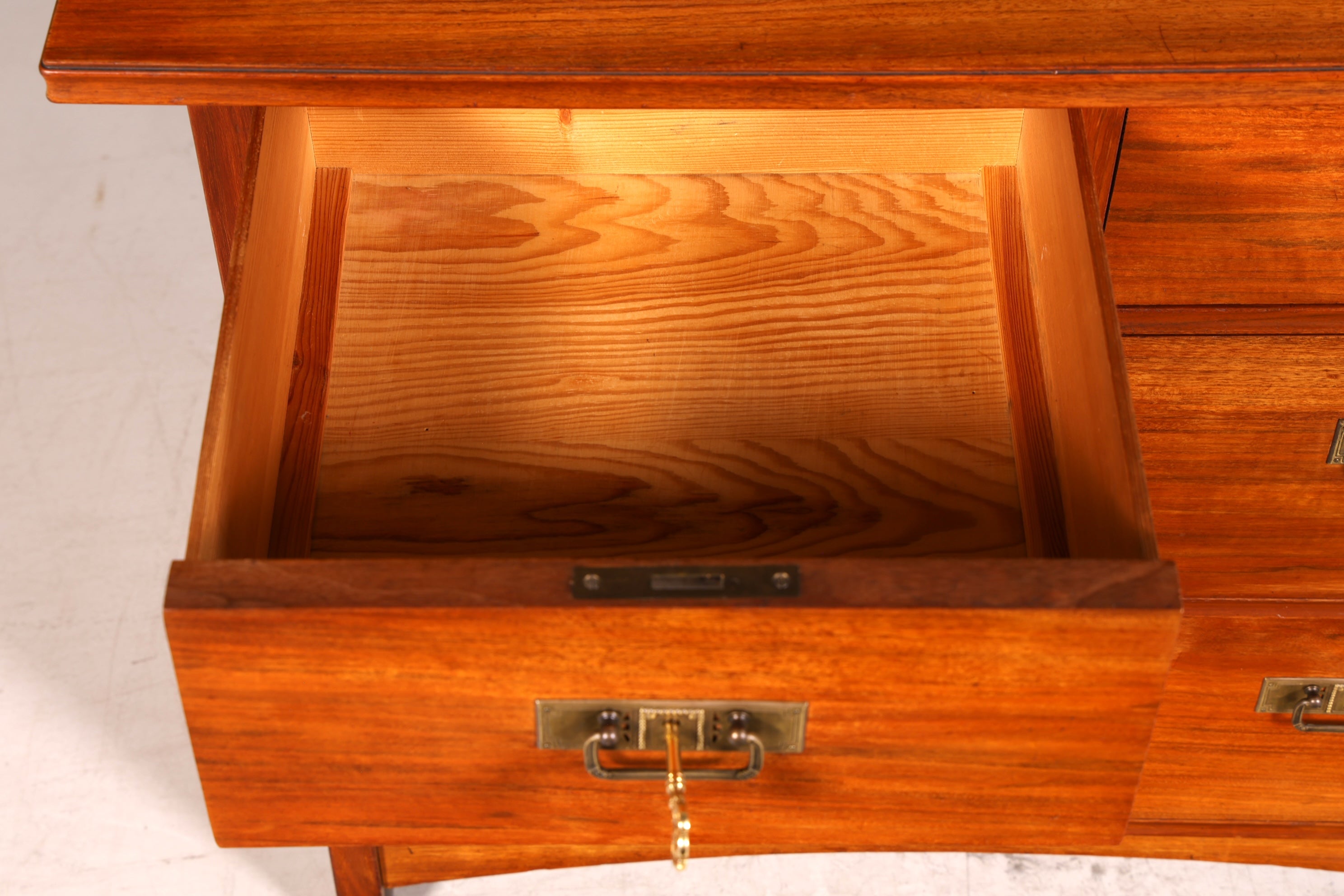 G383 Finish Traumhafte Jugendstil Kommode Antik Sideboard mit Spiegel Flurkommode Frisierkommode (Kopie)