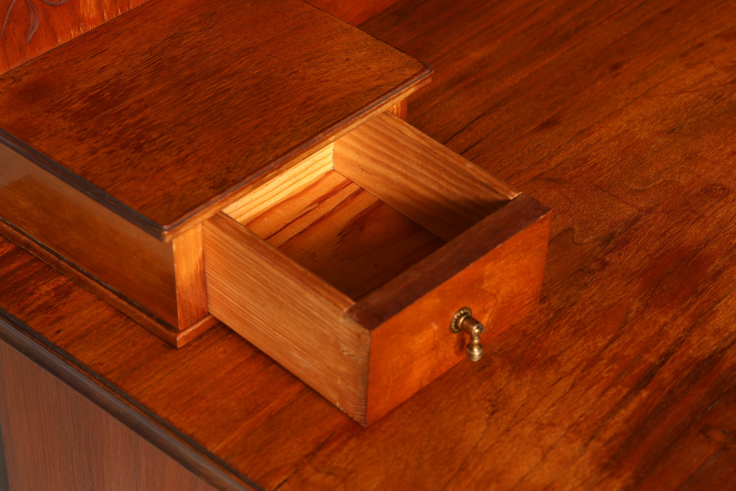 G383 Finish Traumhafte Jugendstil Kommode Antik Sideboard mit Spiegel Flurkommode Frisierkommode (Kopie)