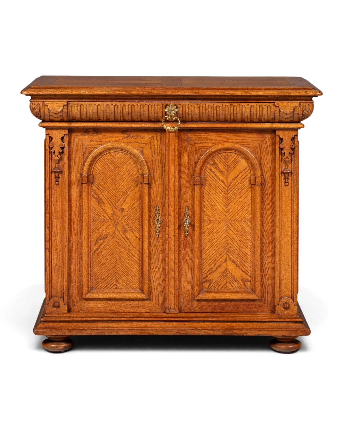 Hauptstadt Möblerei Gründerzeit Sideboard aus Echtholz mit Messingbeschlägen im Louis-Philippe-Stil