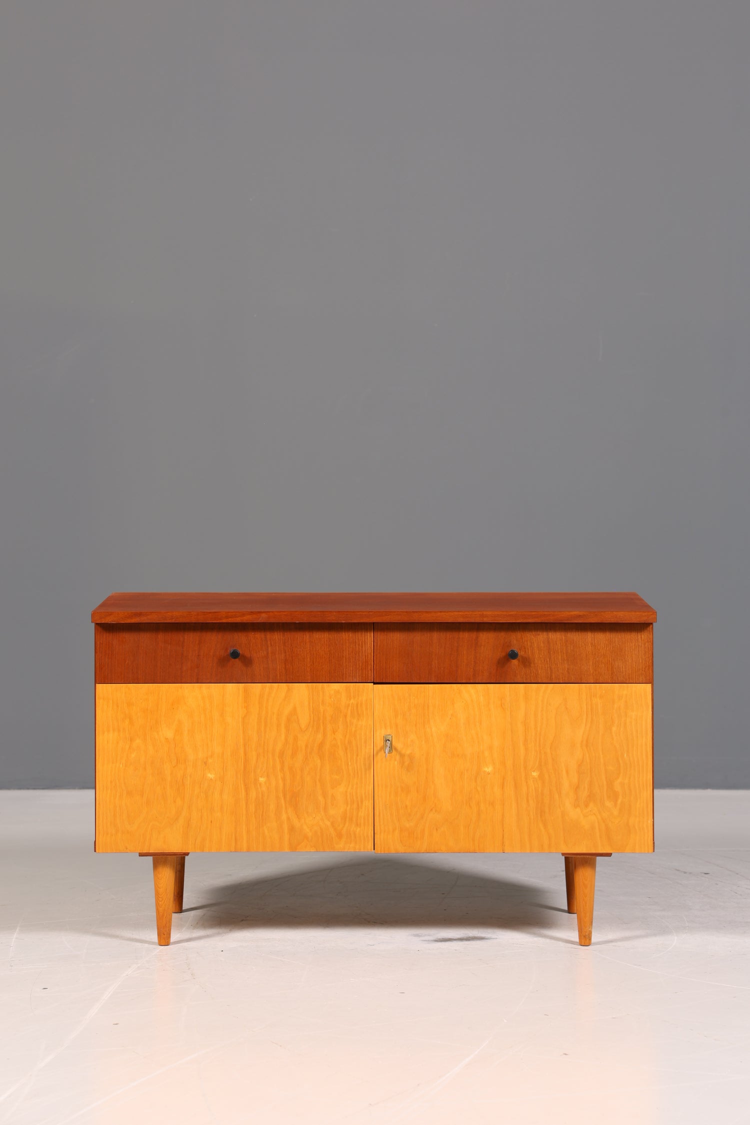 Wunderschöne Mid Century Kommode Vintage Flur Kommode 60s Retro Schrank 2 von 2