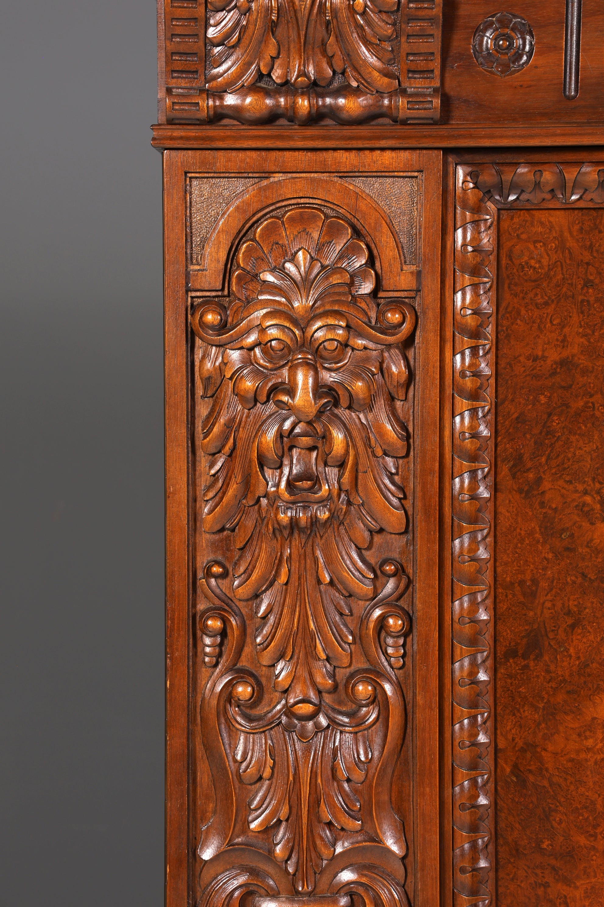 Wunderschöner Neorenaissance Bücherschrank Antik Vitrine Herrenzimmer Gründerzeit Buffet Schrank Regal Kanzlei