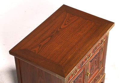 Edle Asiatische Kommode Schnitzereien Antik Korea Schrank Beistellschrank Messingbeschläge Holz Vintage