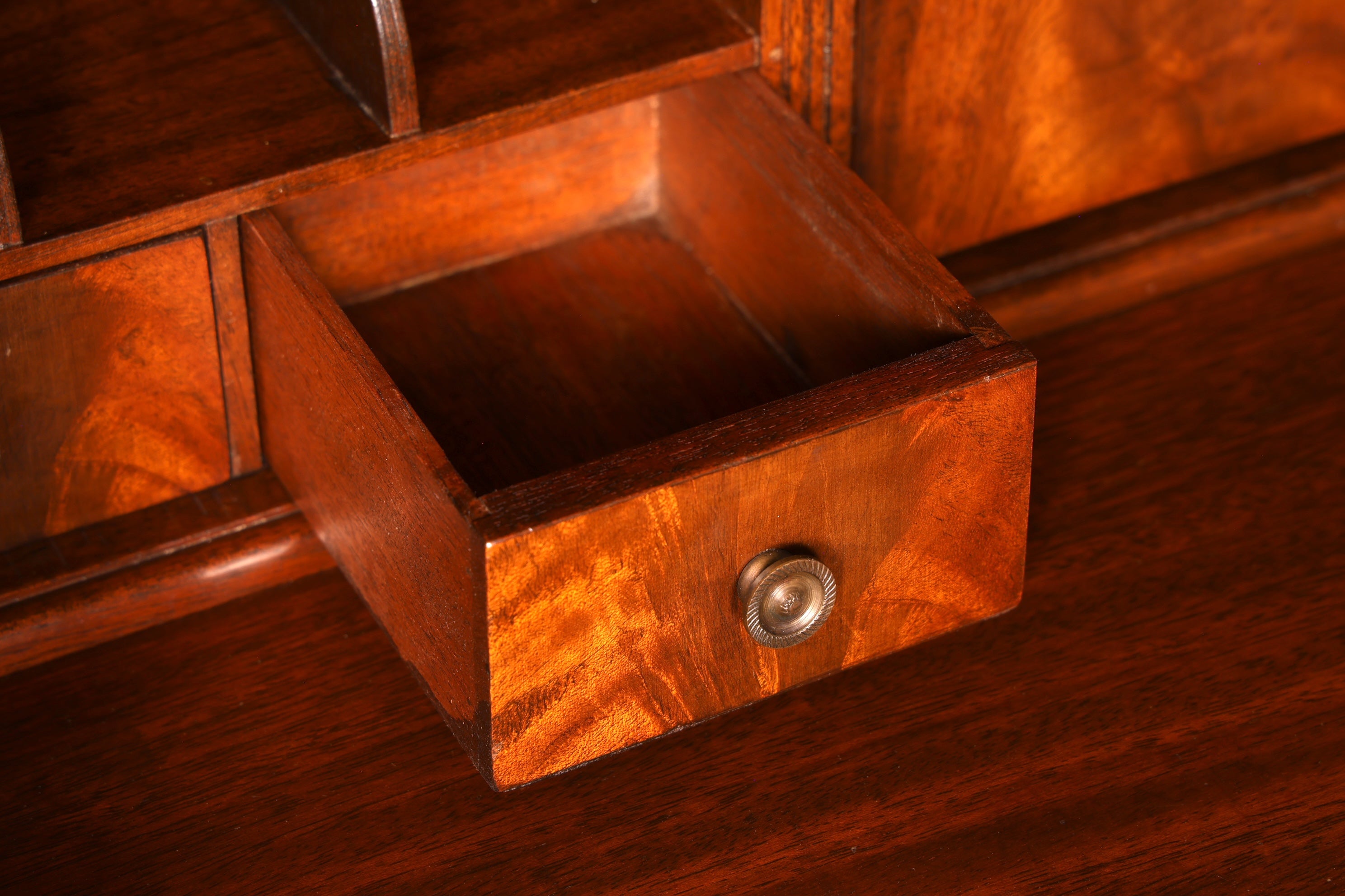 G394 Finish cm Wunderschöner Englischer Sekretär Büro Aufsatzsekretär Antik 60S Vitrinen Schrank UK (Kopie)