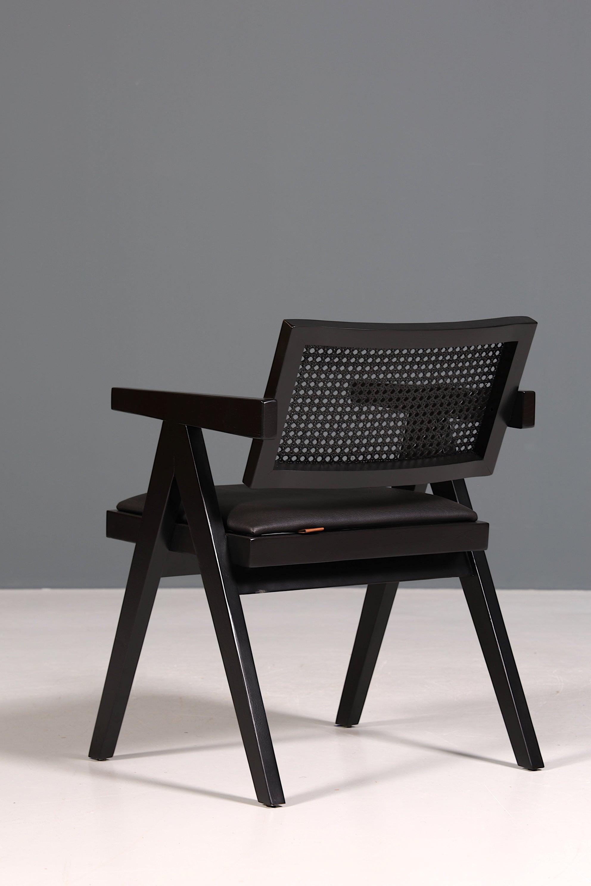 Sehr edler Korbgeflecht Stuhl &quot;Vienna Black +&quot; Armlehnsessel Bauhaus Relax Lounge Chair Stuhl Esszimmer Stuhl Küchenstuhl