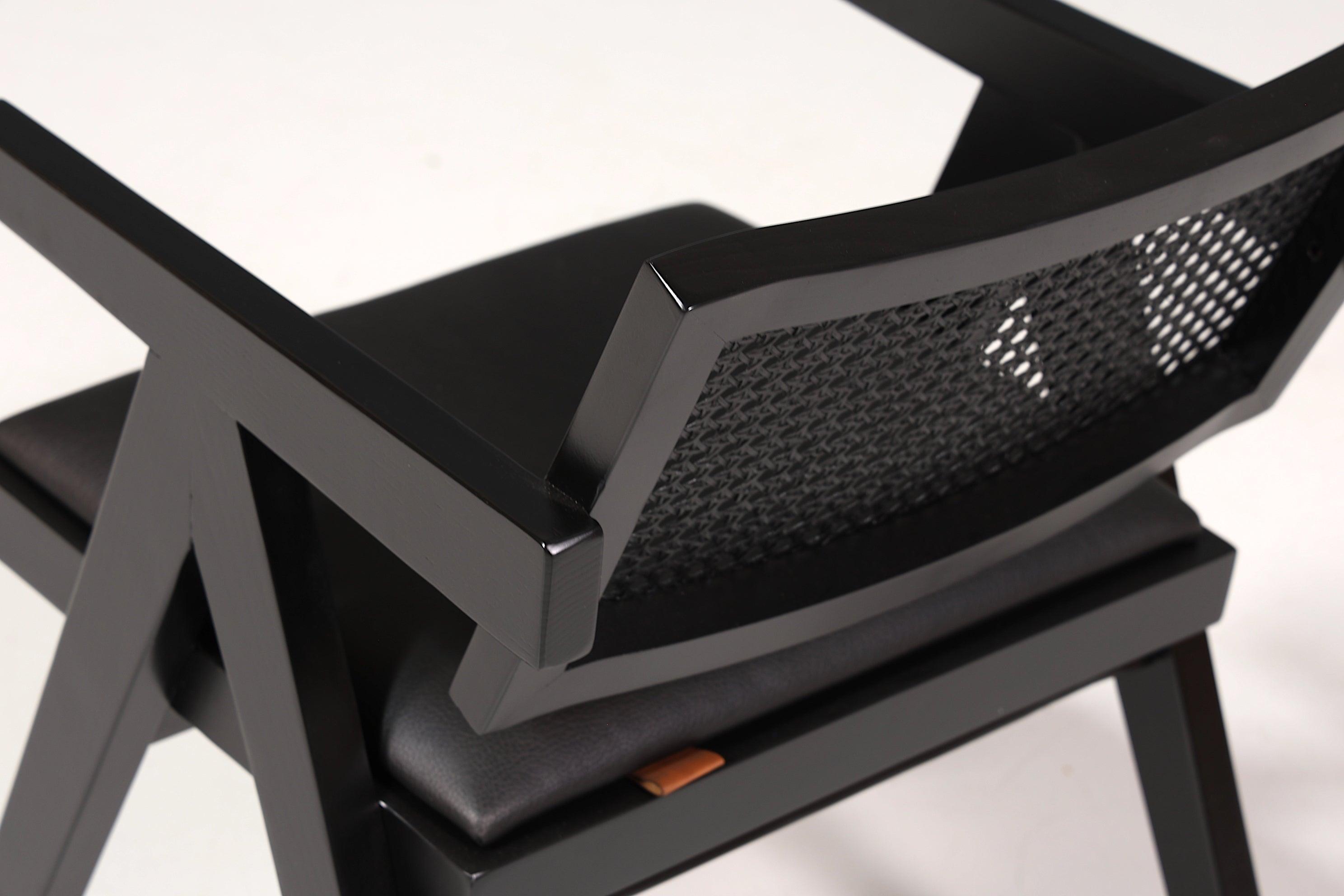 Sehr edler Korbgeflecht Stuhl &quot;Vienna Black +&quot; Armlehnsessel Bauhaus Relax Lounge Chair Stuhl Esszimmer Stuhl Küchenstuhl