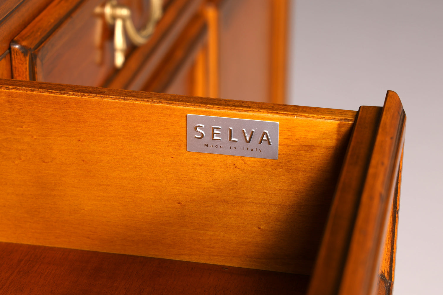 Wunderschönes Original Selva Sideboard Antik Stil Villa Borghese Schrank Kommode Buffet Anrichte