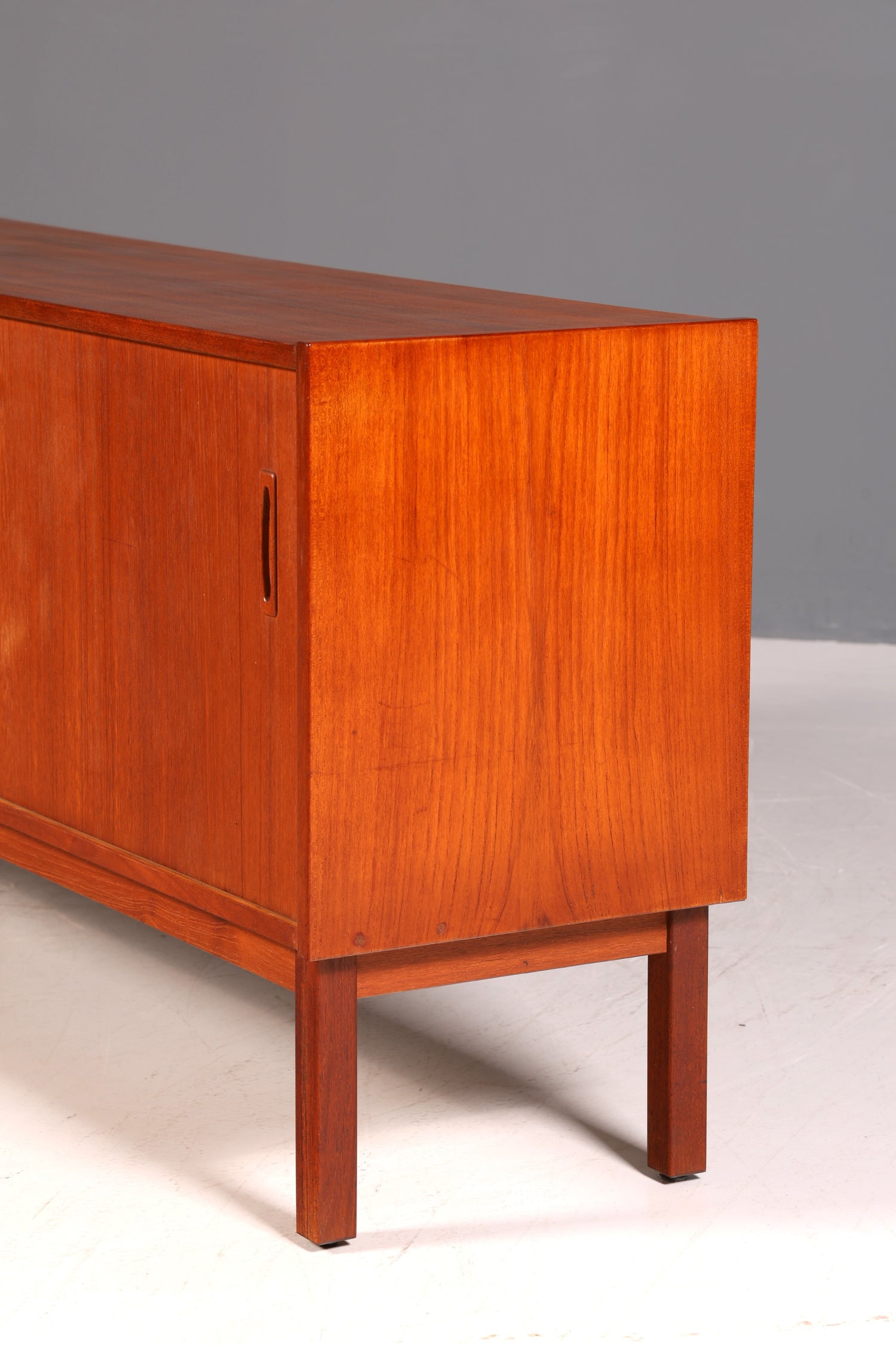 G420 Finish Wunderschönes Mid Century Sideboard Vintage TV Kommode 60s Schrank (Kopie)