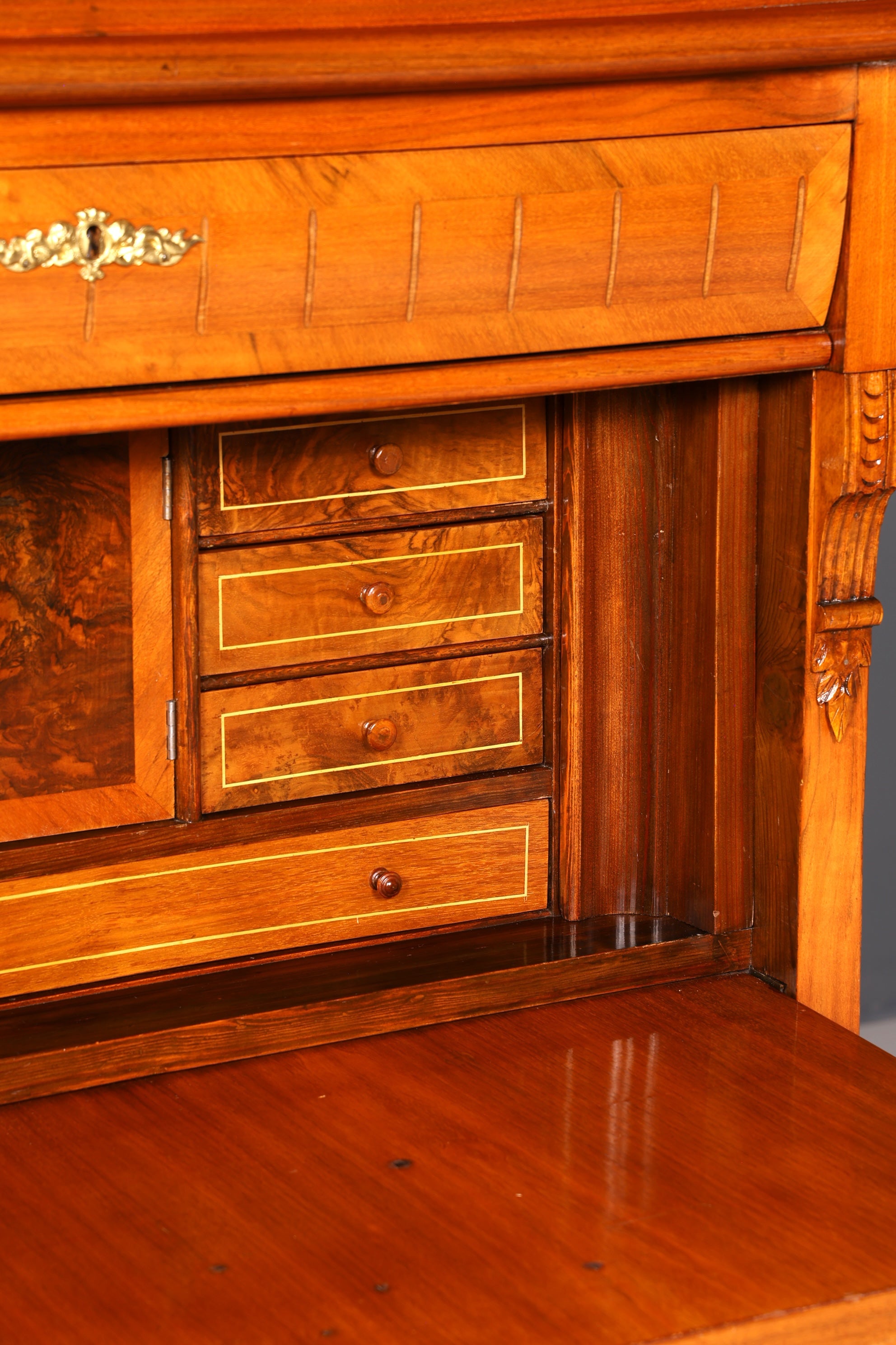 G442 Finish Wunderschöner Gründerzeit Sekretär Kommode Jugendstil Schubladenkommode Antik Vertiko (Kopie)