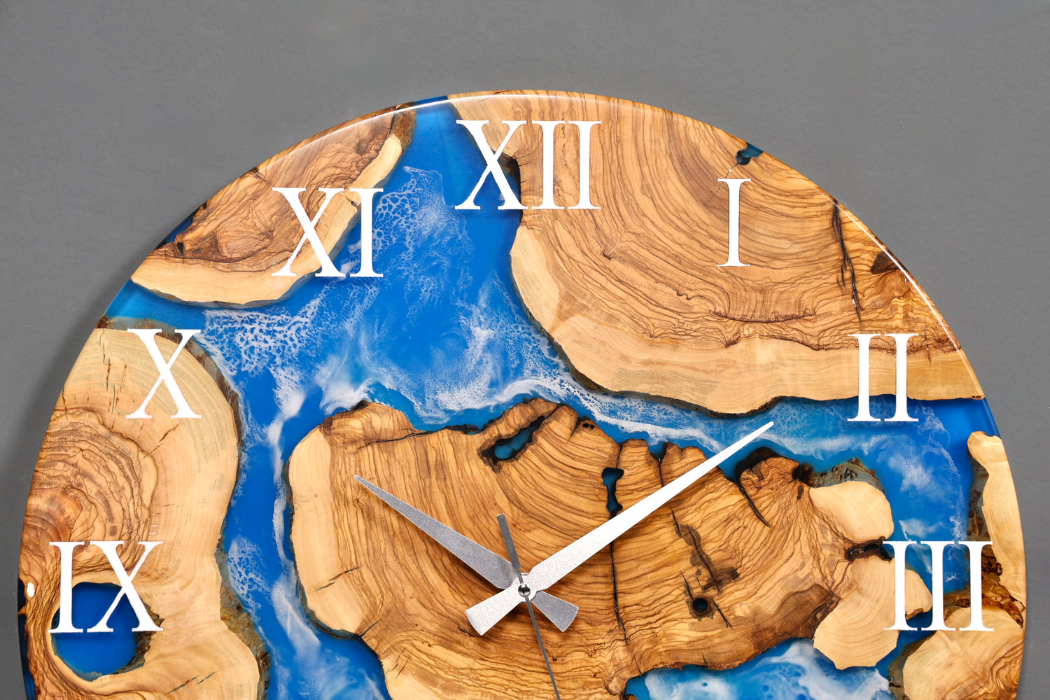 Wunderschöne Handgefertigte Epoxidharz Wanduhr Olivenbaum Blue Sea Uhr Epoxy Analog Uhr