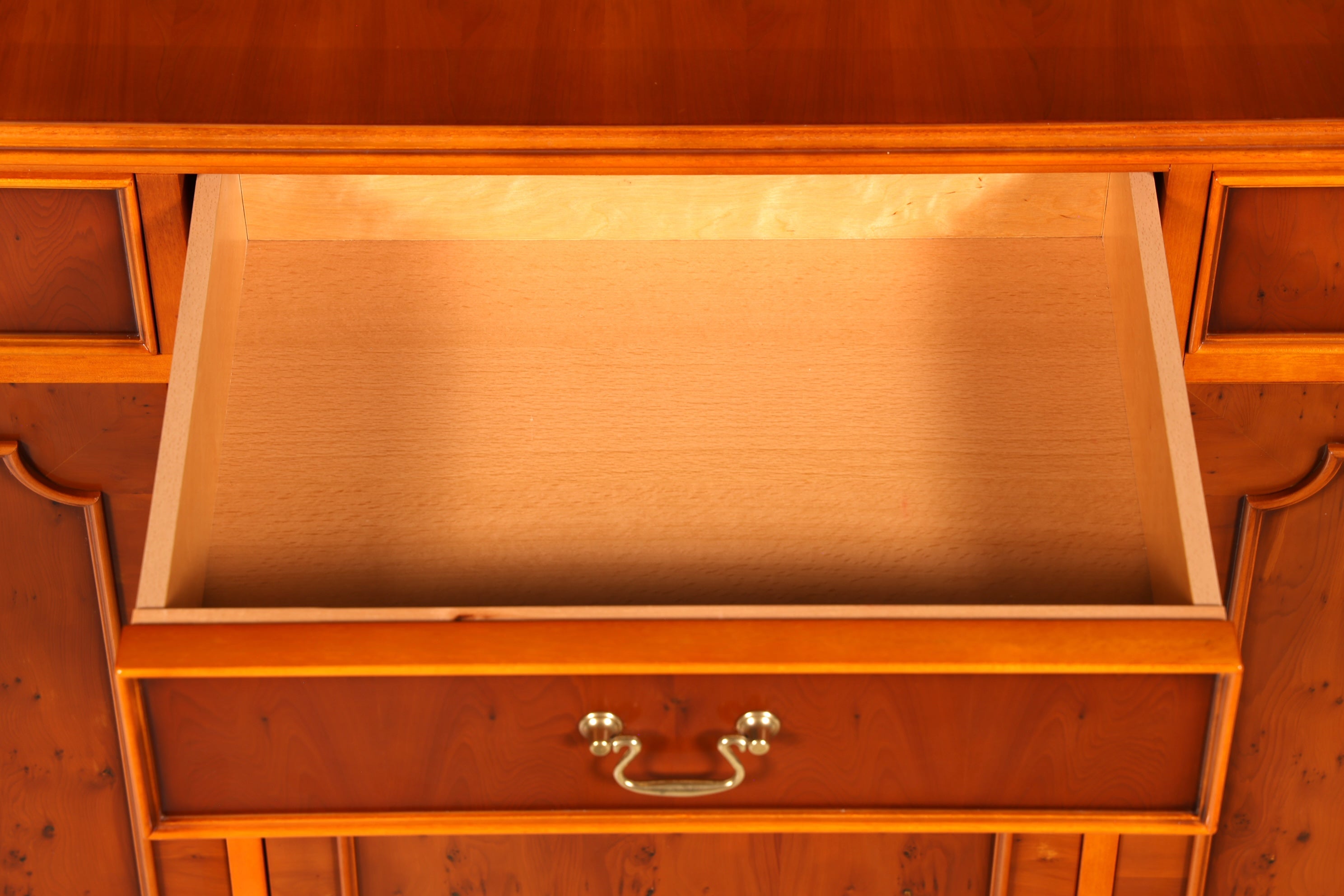 Wunderschönes Englisches Sideboard Buffetschrank 60s Kommode Anrichte Schrank Echt Holz Highboard Vintage