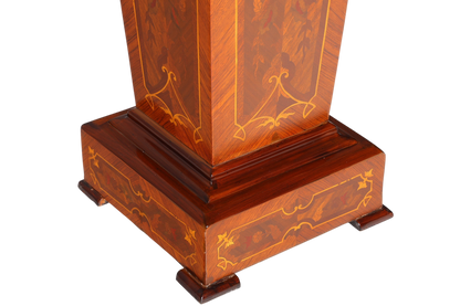 Traumhafte Barock Stil Säule Louis XV Blumensäule Naturstein Marmor Ablage Tisch