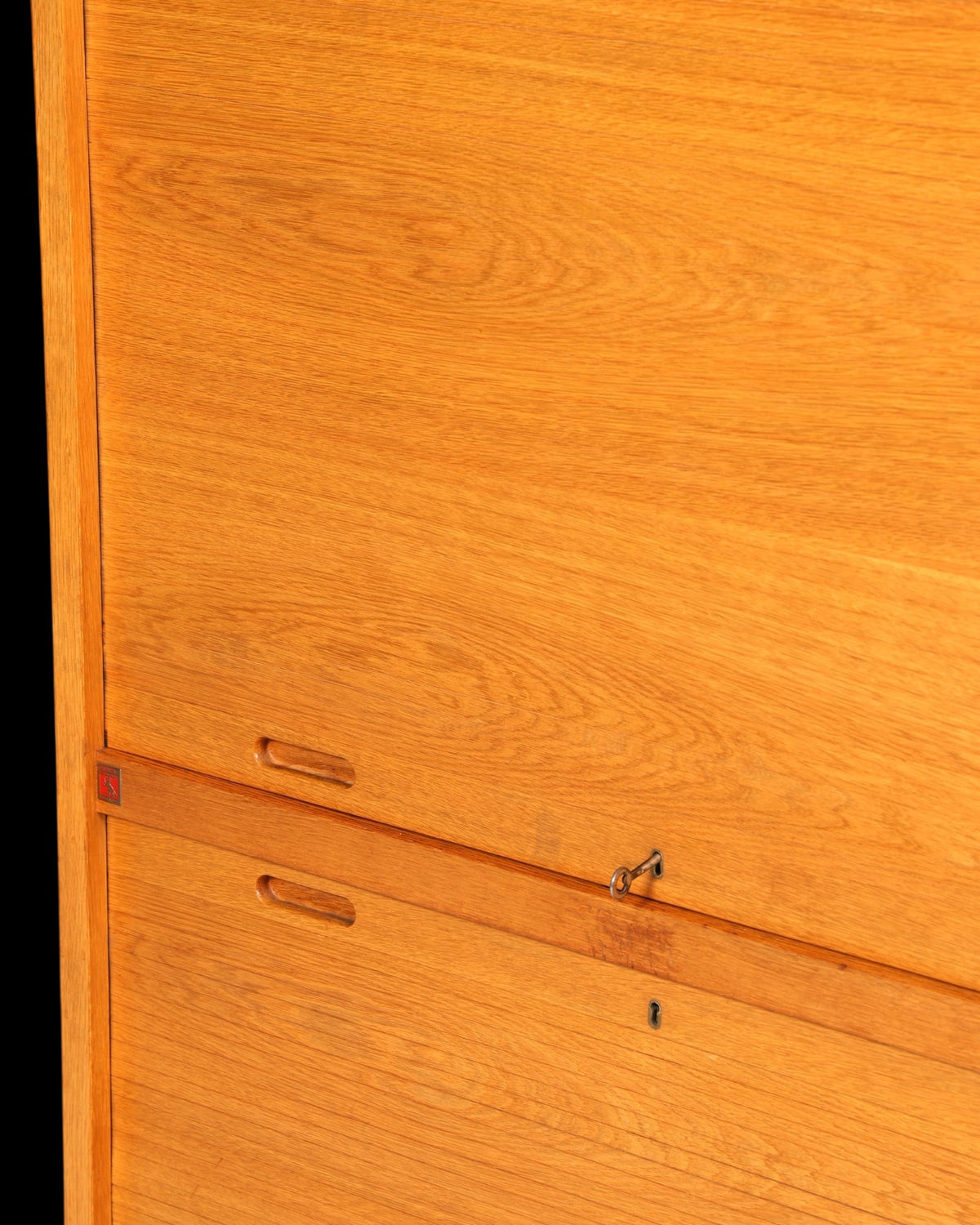 Schlichter Mid Century Rollladenschrank Bauhaus Vintage Apothekerschrank Art Deco Büro Aktenschrank