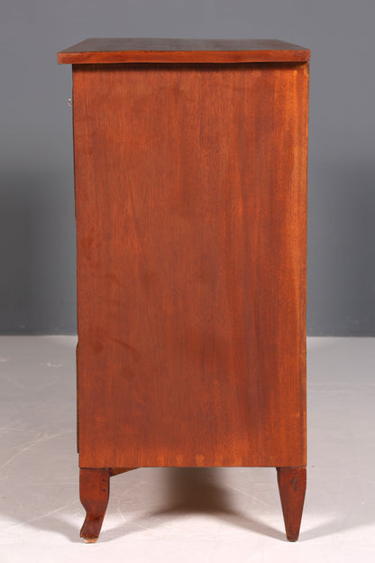 F826 Finish Antik Sekretär?