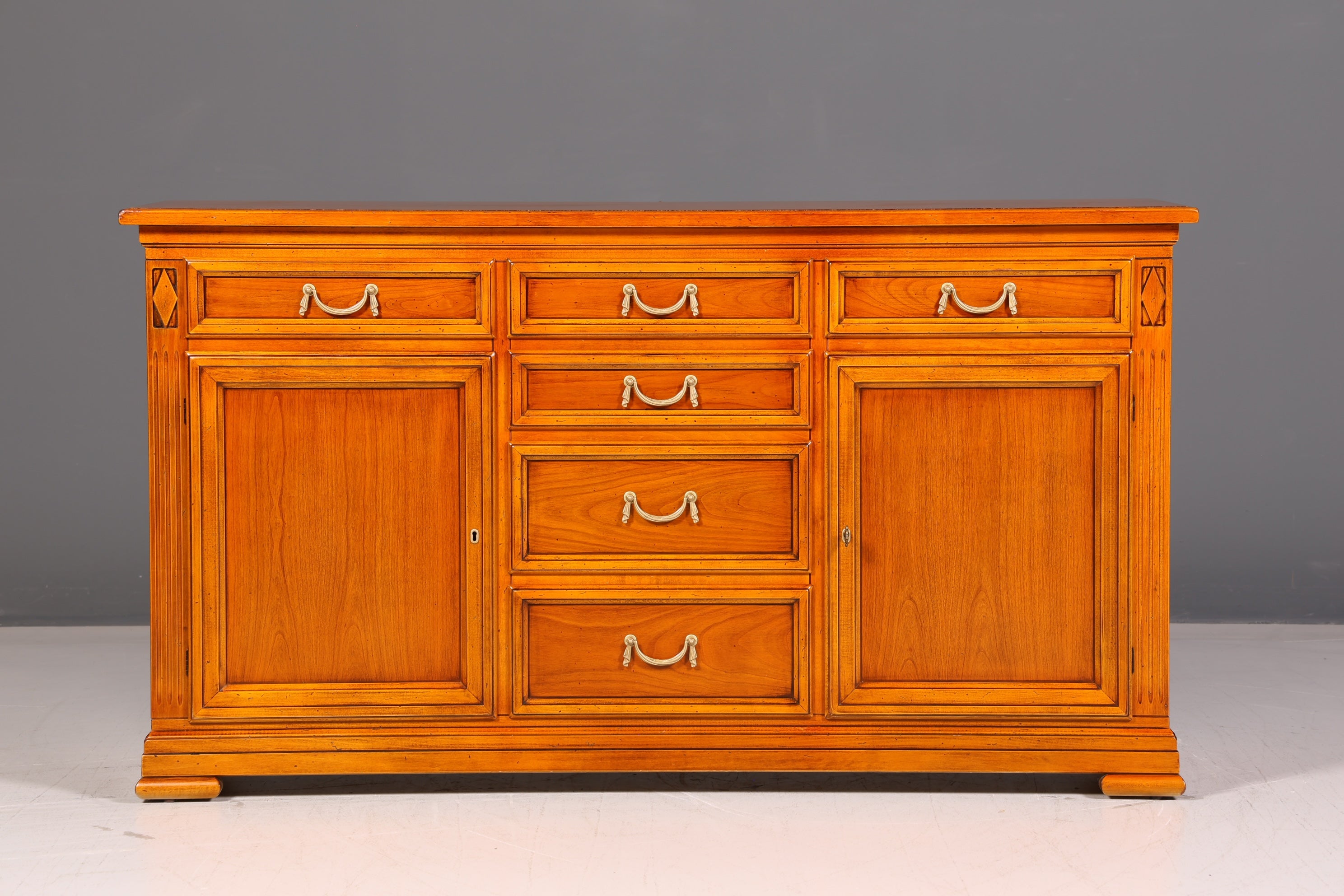 Wunderschönes Original Selva Sideboard Villa Borghese Antik Stil Schrank Kommode Buffet Anrichte