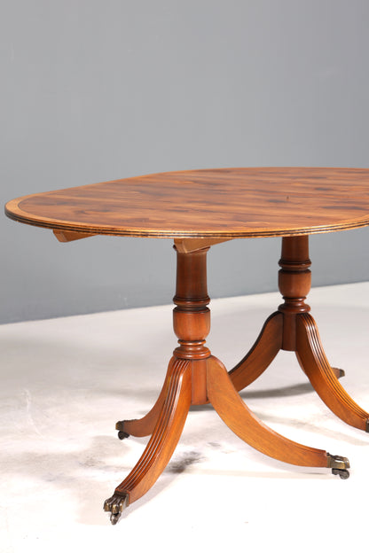 E830 Finish Wunderschöner Englischer Tisch ausziehbarer Esstisch Antik Stil 60s Küchentisch Eibe