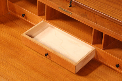 Wunderschöner Mid Century Rollladen Sekretär Danish Design Teak Holz Schreibkommode 60er Jahre