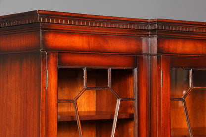 Wunderschöne Englische Vitrine Bibliothek Bücherschrank UK Buffet Mahagoni Schrank 60s Jahre