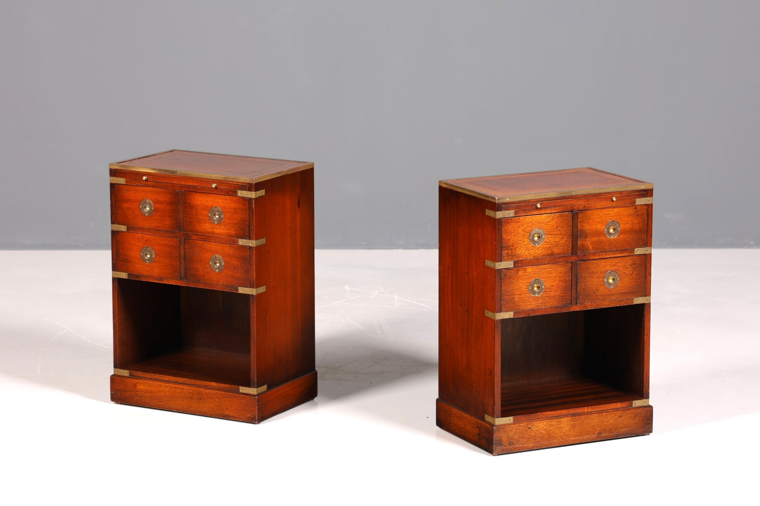 Traumhafte Maritime Kommode Englischer Schiffs Nachttisch Englisch Antik Ablagetisch 1 von 2