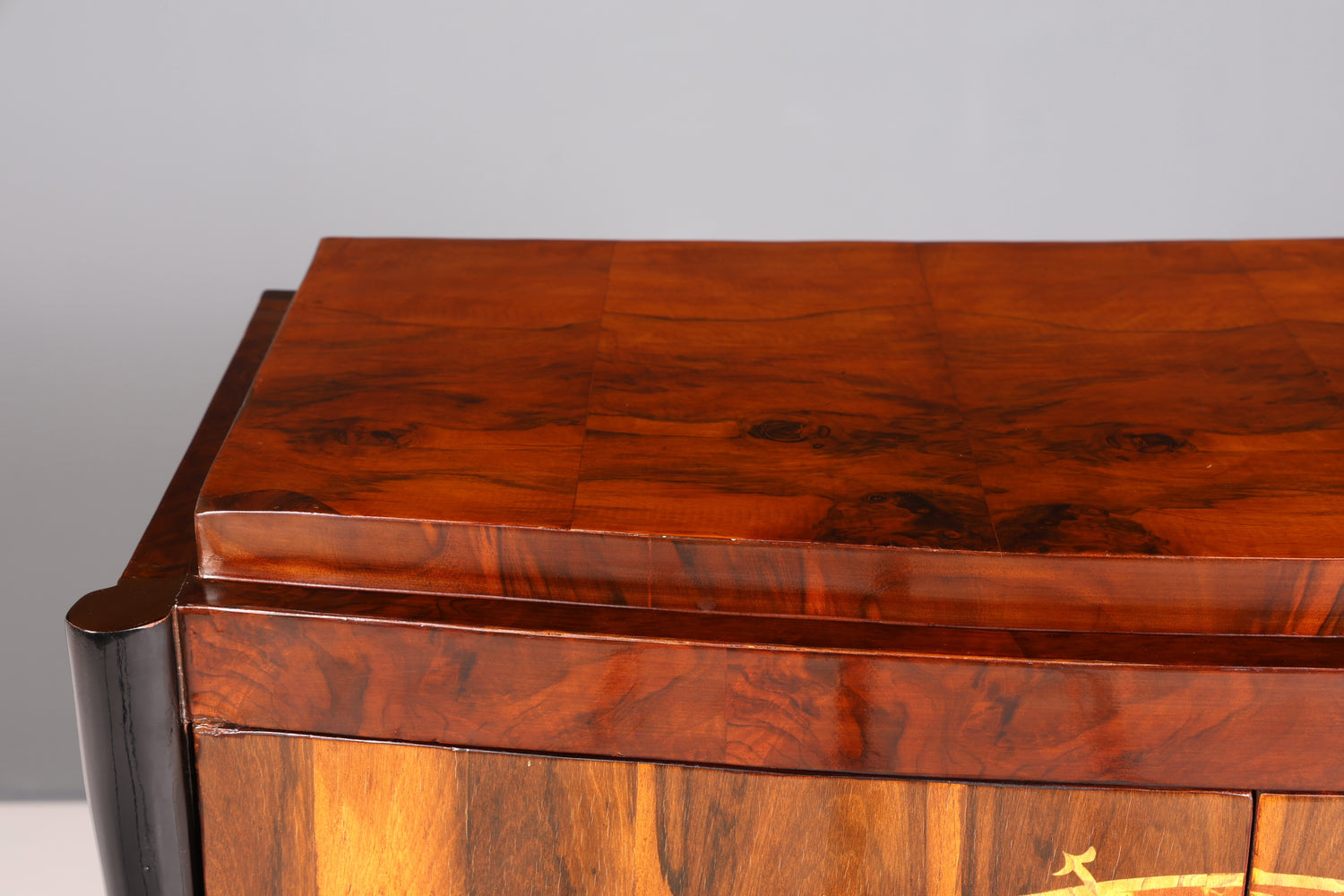 Wunderschönes Art Deco Stil Highboard Schrank Kommode Vertiko Sun Cabinet