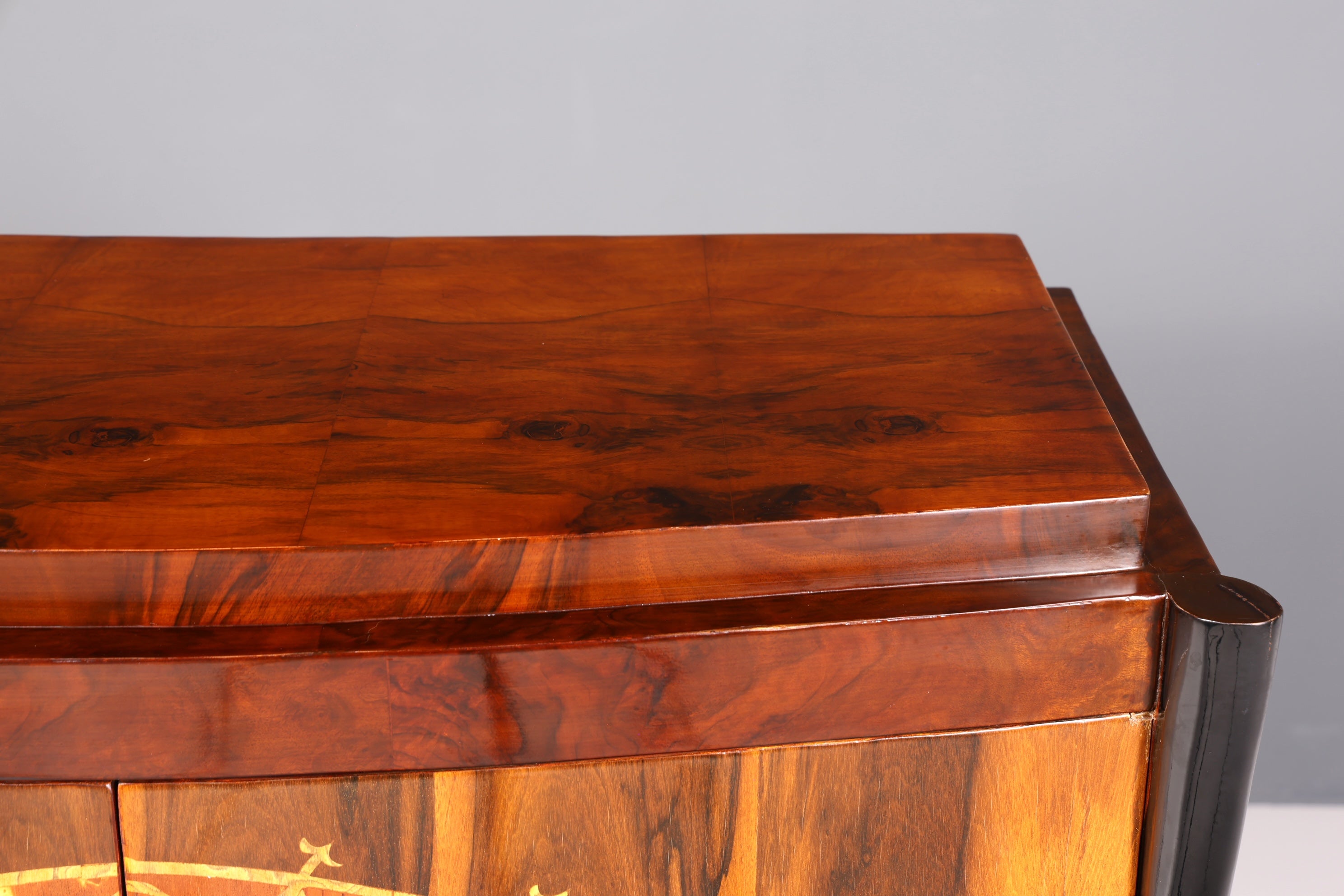 Wunderschönes Art Deco Stil Highboard Schrank Kommode Vertiko Sun Cabinet