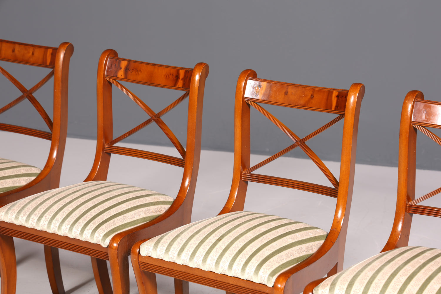 4x Edle Englische Stühle Englisch Dining Chairs Antik 60er Jahre Regency Küchenstühle Stuhlset
