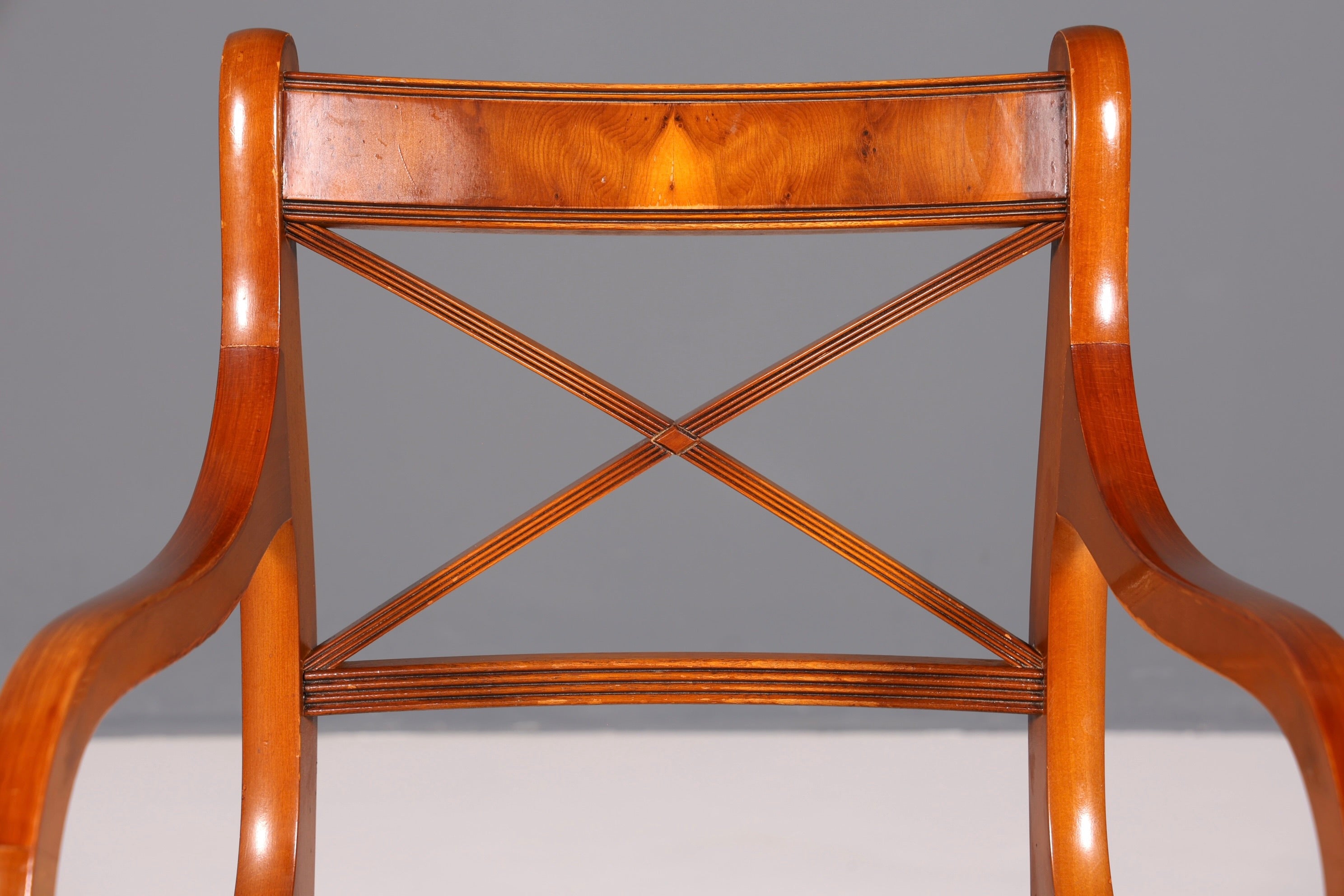 Wunderschöner Englischer Stuhl UK Armlehnstuhl Antik Stil Regency Sekretär Stuhl Eibe Polsterstuhl 1 von 2