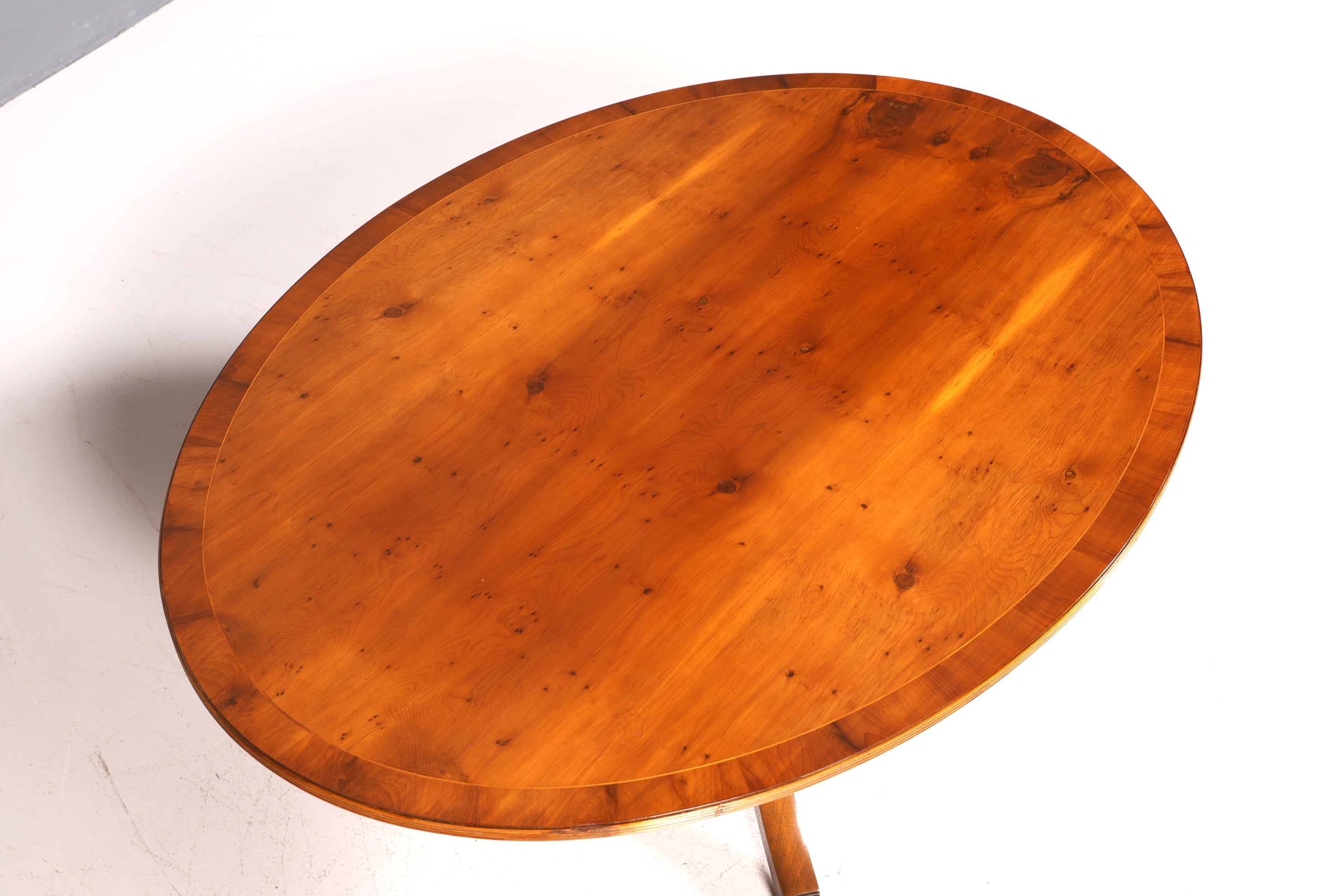 Traumhafter Englischer Tisch Couchtisch Englisch Antik Stil Ablagetisch Eibe Regency Stil Beistelltisch