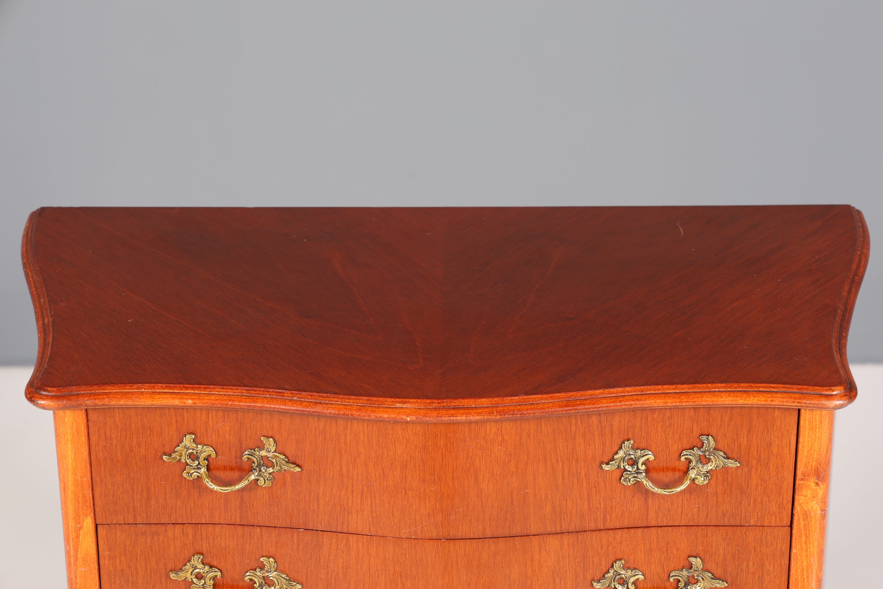 Wunderschöne Kommode im Barock Stil Vertiko Chippendale Englisch Schubladenkommode